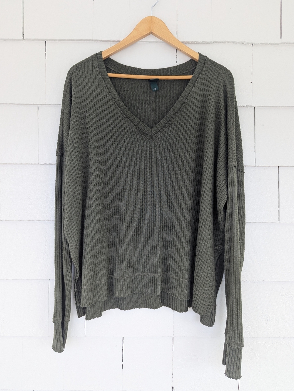 Wild Fable Olive Green Long Sleeve Flowy Top Size Small